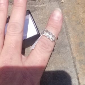 Gemstone ICY TOPAZ Ring